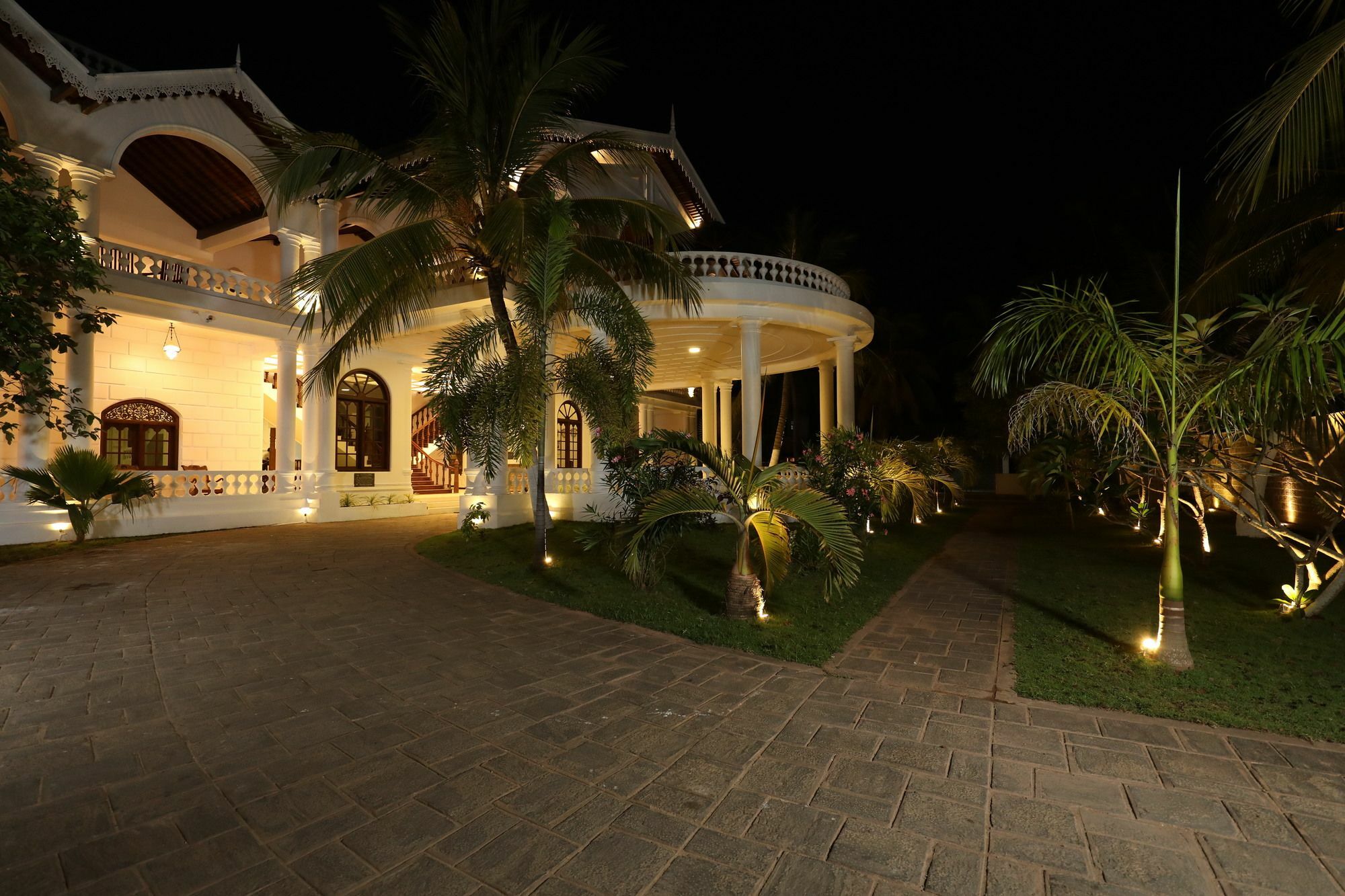 Joe'S Resort Bentota Exteriör bild